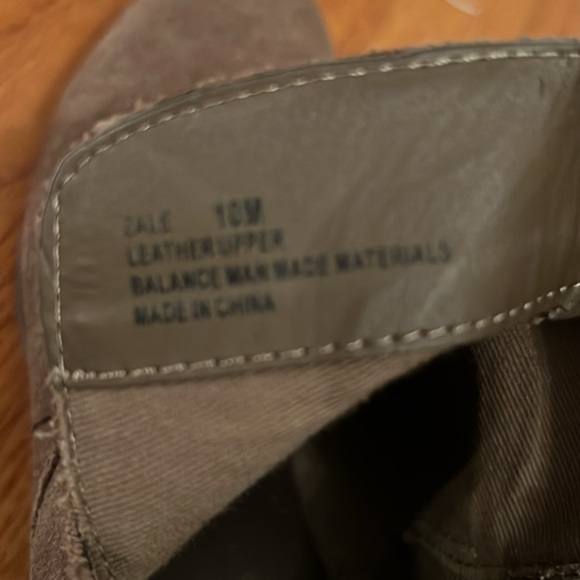 Me Too brown suede leather boots. Size 10M. Good preowned condition. - Picture 8 of 9